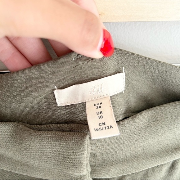 H&M Khaki Cropped pant - Picture 5 of 5